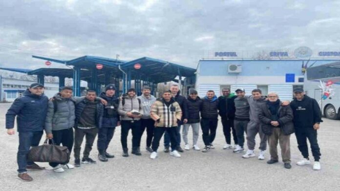 Depois de incerteza e medo, jogadores brasileiros chegam ao Brasil. — Foto: Redes sociais/Reprodução