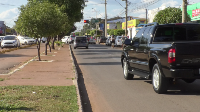 Av. Filinto Muller, em Três Lagoas. (Arquivo Rádio Caçula)