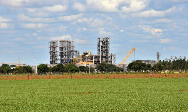 Obra da fábrica de fertilizantes nitrogenados da Petrobras (UFN3) - Foto: Bruno Henrique/Correio do Estado