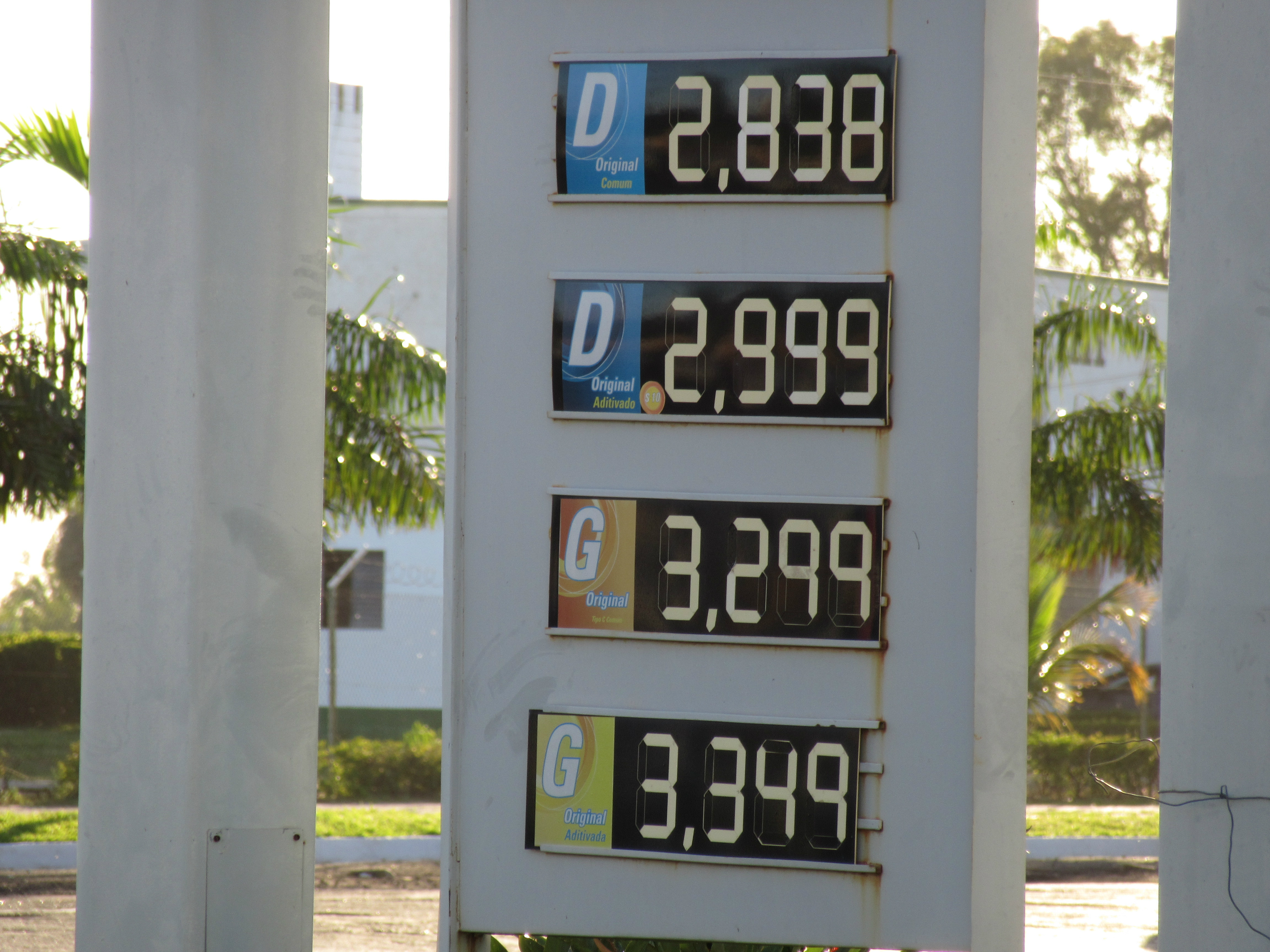 Gasolina já registra R$ 3,349 o litro em Três Lagoas (MS). Foto: Rádio Caçula