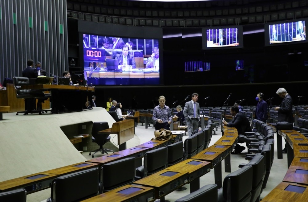 Deputados no plenário da Câmara durante a sessão desta quinta-feira (26) — Foto: Michel Jesus/ Câmara dos Deputados