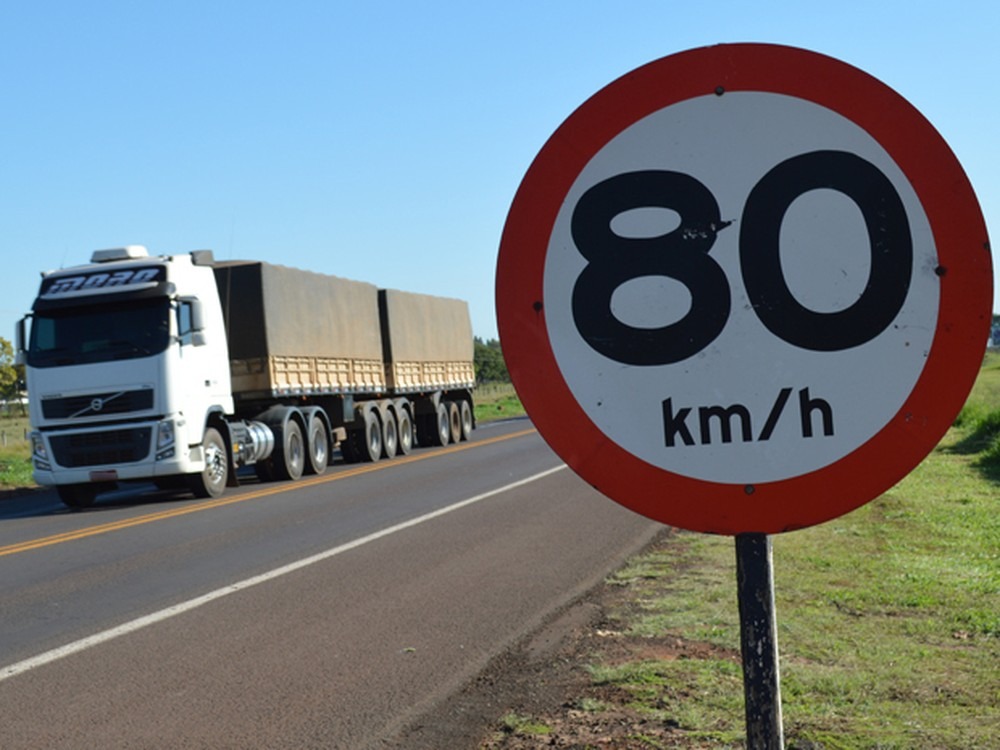 BR-163 é a principal via do transporte rodoviário em Mato Grosso do Sul — Foto: Anderson Viegas/G1 MS