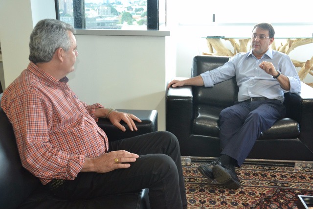 Guerreiro e Sérgio Longen (à direita) se reuniram em novembro do ano passado, em Campo Grande. (Foto: Arquivo/Rádio Caçula)