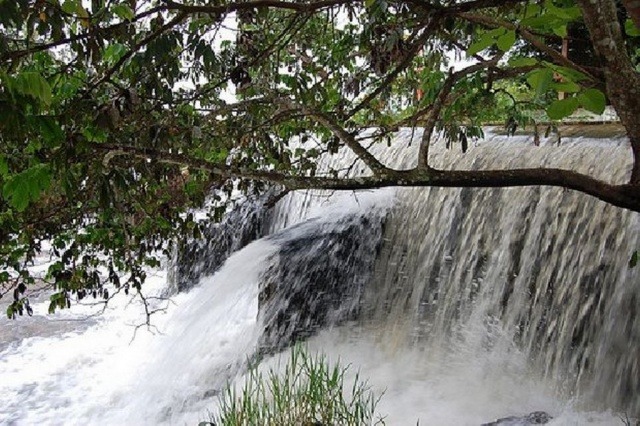 Cachoeira no Vale do Aporé, uma das regiões de Mato Grosso do Sul contempladas com recursos do Ministério do Turismo (Foto: Reprodução)