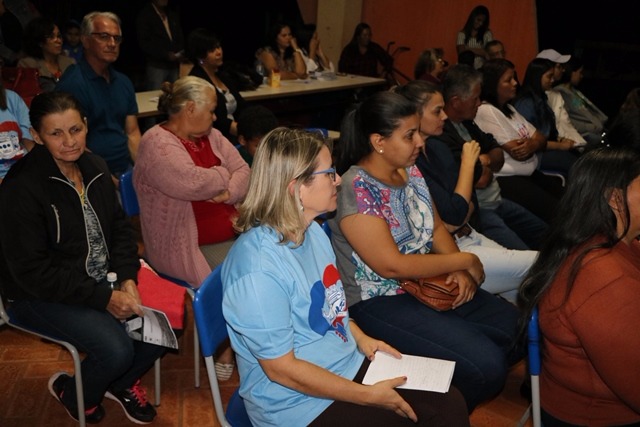 A reunião teve grande participação dos moradores de Garcias. Foto: Ascom