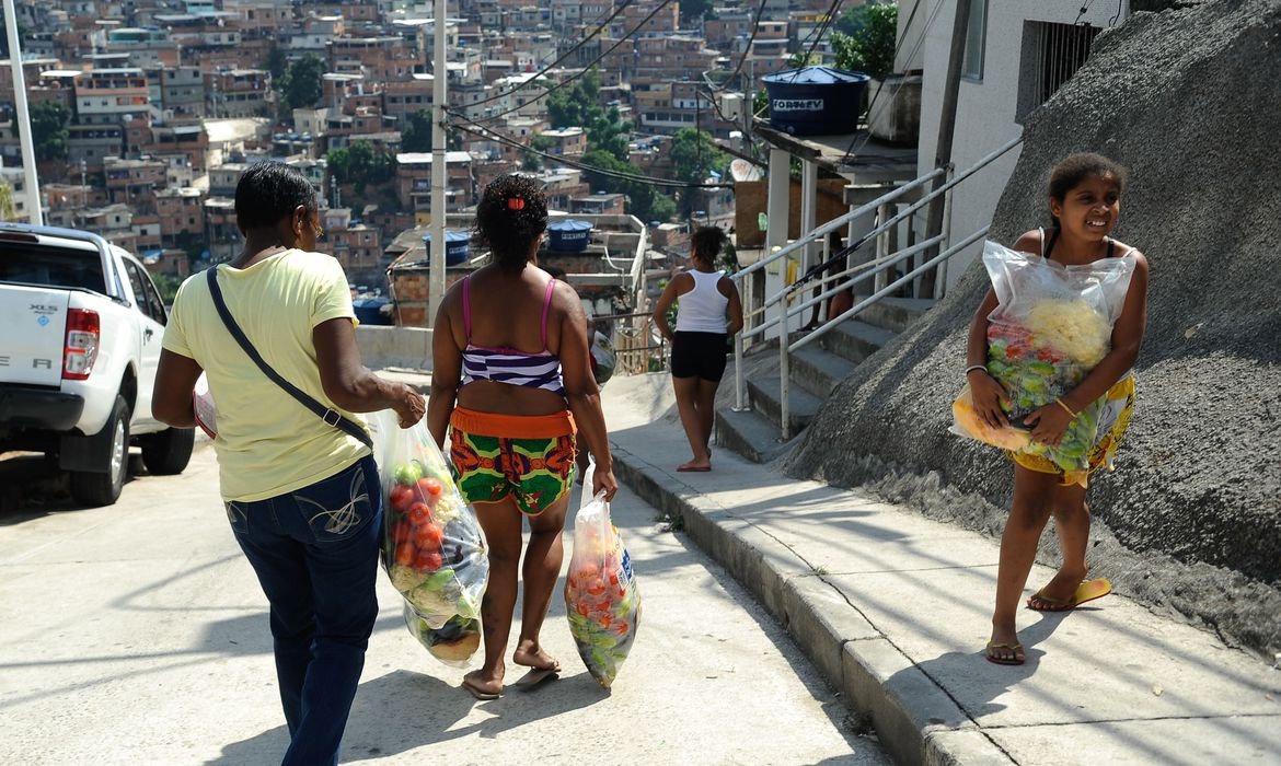 Conab inicia hoje leilão para compra de itens de cestas básicas. Foto: Agência Brasil