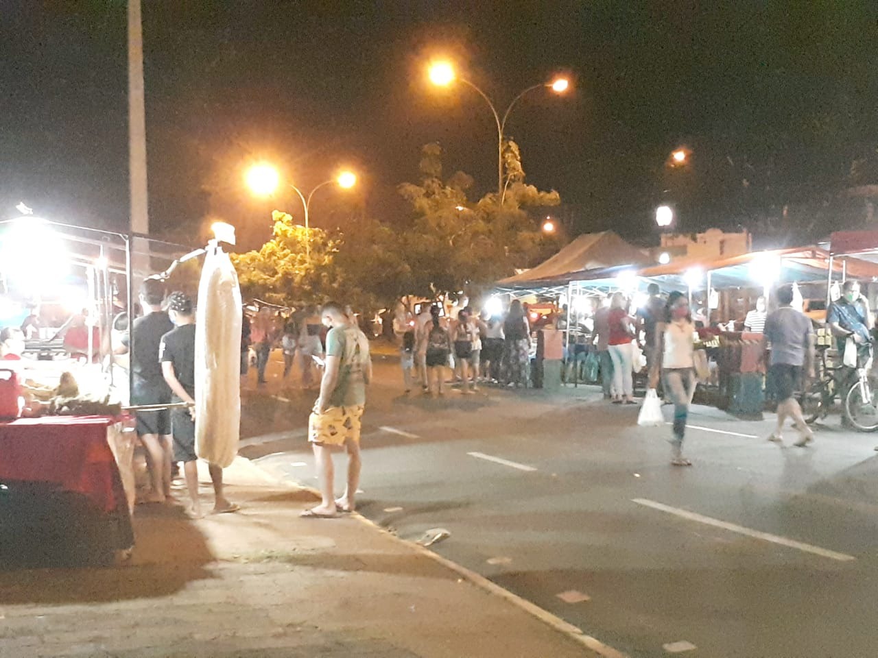 Sucesso na reabertura da Feira Livre de Três Lagoas. Foto: Rádio Caçula