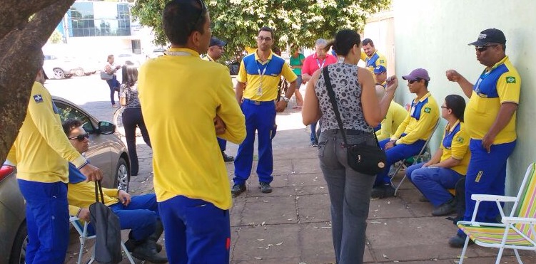 70% dos trabalhadores dos correios estão em greve em Três Lagoas (Foto: Nelson Roberto)