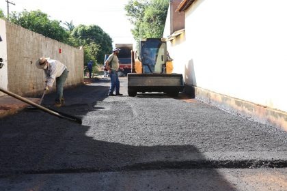 Com recursos do município, bairro da Vila Piloto terá 16 vielas asfaltadas. Foto: Ass. de Comunicação da Prefeitura de TL