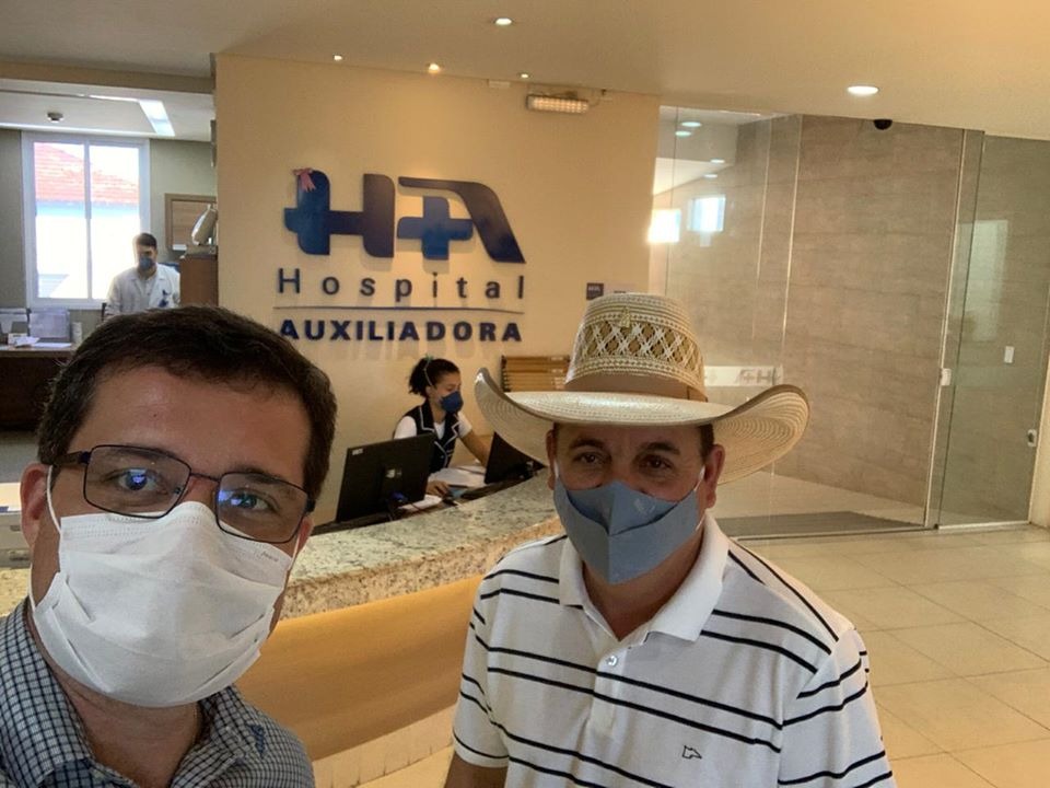  Angelo Guerreiro apenas foi informado que ele internou-se no Hospital Auxiliadora para  tratamento de umacólica renal aguda. Foto: Arquivo pessoal.